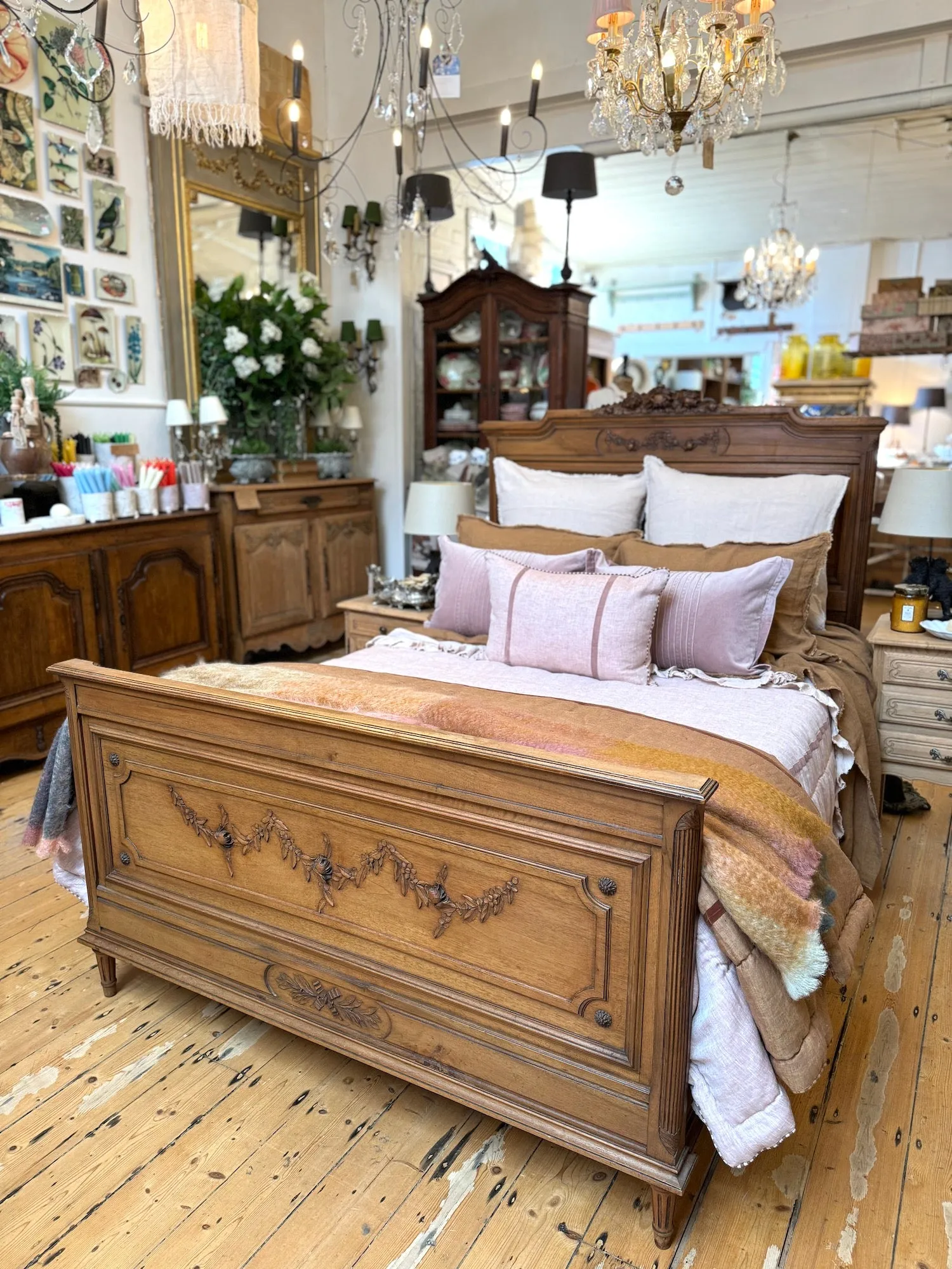 Antique French Flower Garland Double Bed