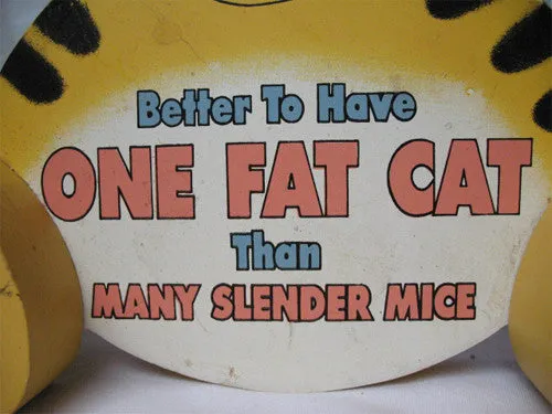 HOUSE of LLOYD Yellow FAT CAT Home/Kitchen/Table/Wall Decor Wood Funny Sign